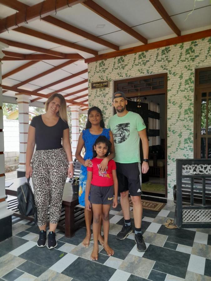 Sadee'S Place Dambulla Exterior foto
